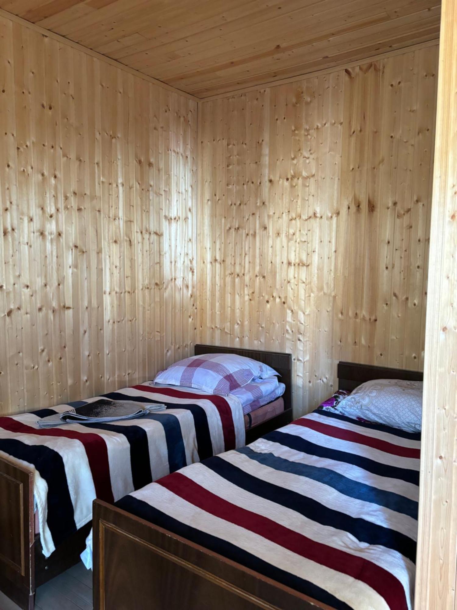 Family Hostel Nika Stepancminda Zewnętrze zdjęcie